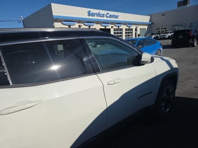 Thumbnail: 2018 Jeep Compass - 14