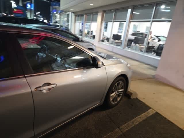 Thumbnail: 2016 Toyota Camry - 12