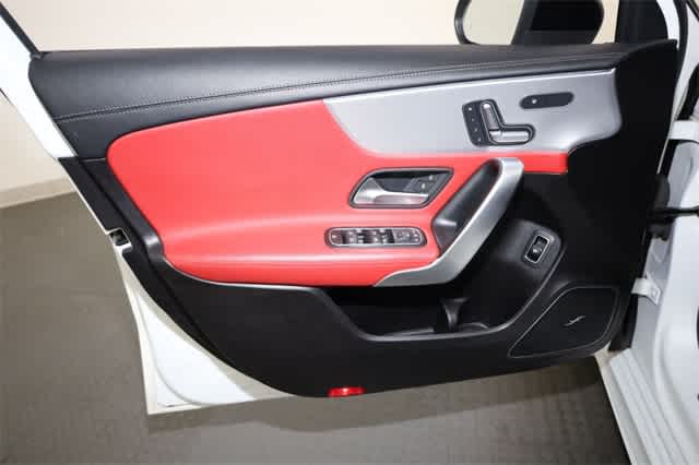 Thumbnail: 2019 Mercedes-Benz A-Class - 13