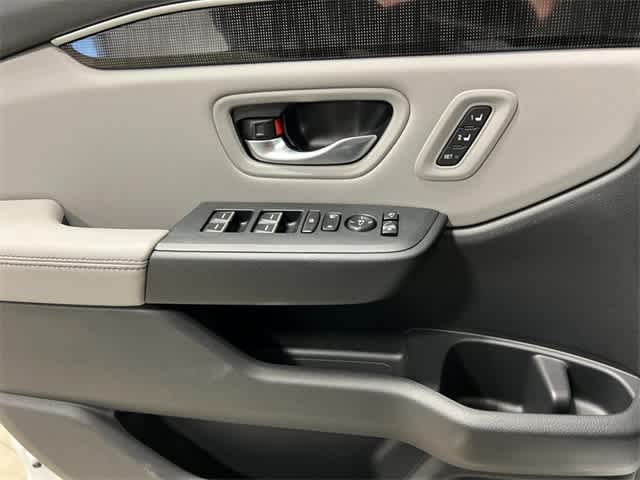 Thumbnail: 2025 Honda Pilot - 17