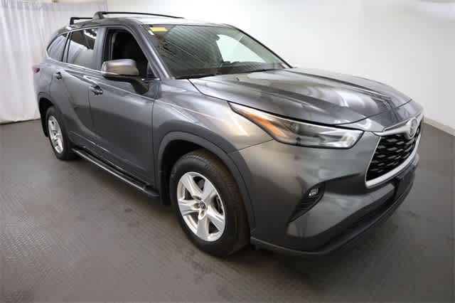 Thumbnail: 2023 Toyota Highlander - 10