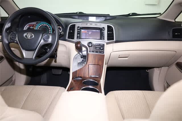 Thumbnail: 2013 Toyota Venza - 17