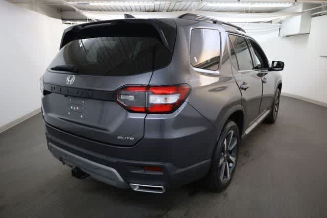 Thumbnail: 2023 Honda Pilot - 7