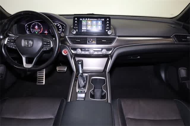 Thumbnail: 2018 Honda Accord - 17