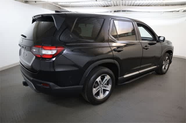 Thumbnail: 2023 Honda Pilot - 8