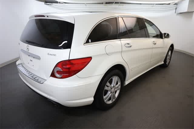 Thumbnail: 2008 Mercedes-Benz R-Class - 9