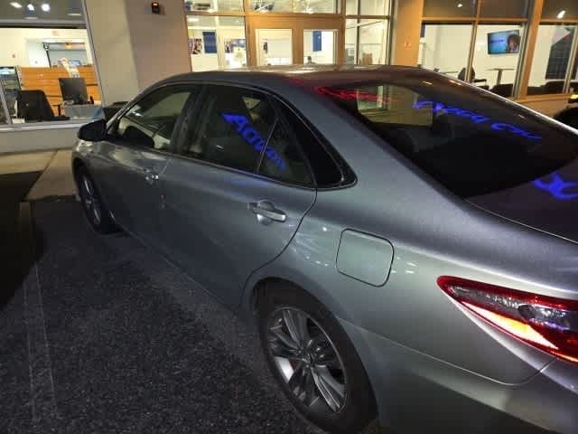 Thumbnail: 2016 Toyota Camry - 5