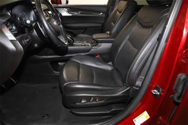 Thumbnail: 2022 Cadillac XT6 - 15