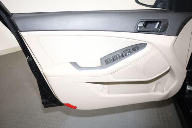 Thumbnail: 2014 Kia Optima - 12