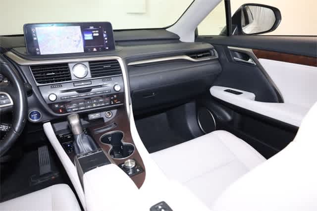 Thumbnail: 2020 Lexus RX - 18