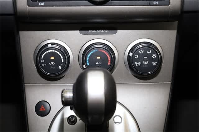 Thumbnail: 2012 Nissan Sentra - 26