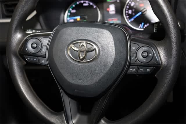 Thumbnail: 2021 Toyota RAV4 - 32