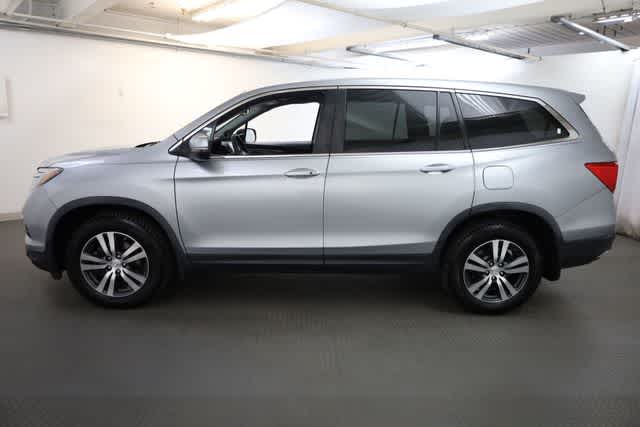 Thumbnail: 2017 Honda Pilot - 3
