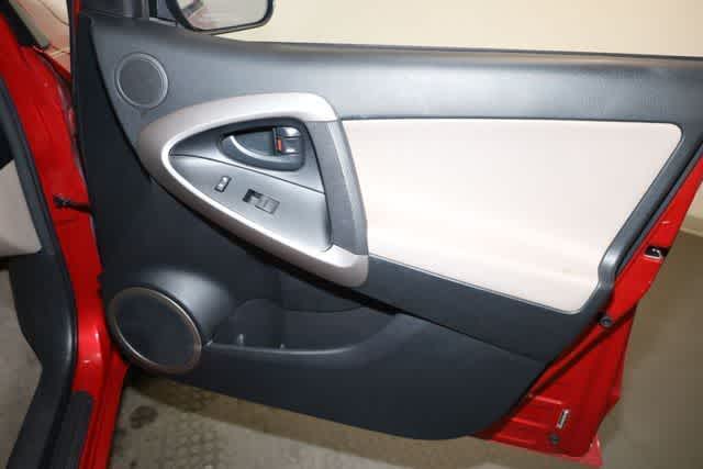 Thumbnail: 2008 Toyota RAV4 - 22