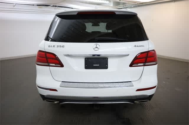 Thumbnail: 2016 Mercedes-Benz GLE - 6