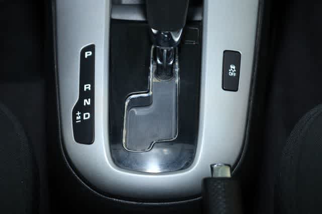 Thumbnail: 2012 Chevrolet Cruze - 27