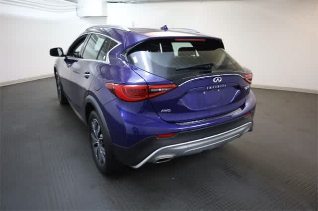 Thumbnail: 2018 INFINITI QX30 - 5