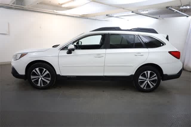 Thumbnail: 2018 Subaru Outback - 3