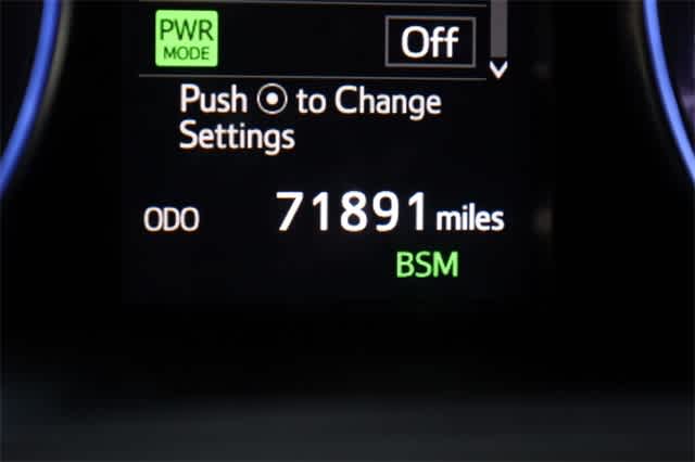 Thumbnail: 2018 Toyota Highlander - 25