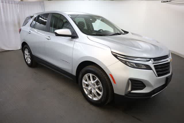 Thumbnail: 2022 Chevrolet Equinox - 10