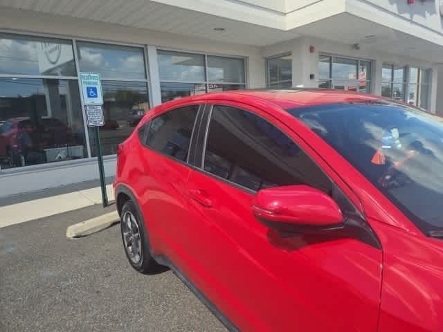 Thumbnail: 2018 Honda HR-V - 15