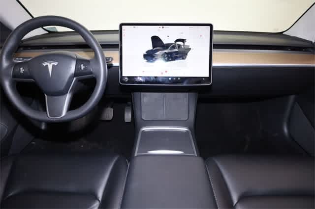 Thumbnail: 2022 Tesla Model 3 - 17