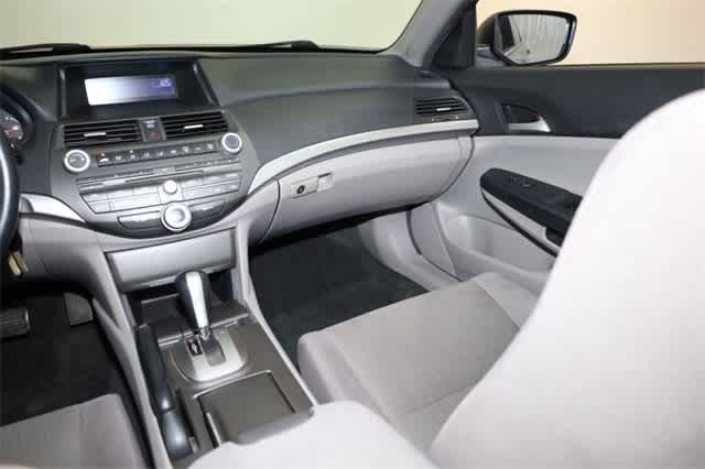 Thumbnail: 2011 Honda Accord - 19