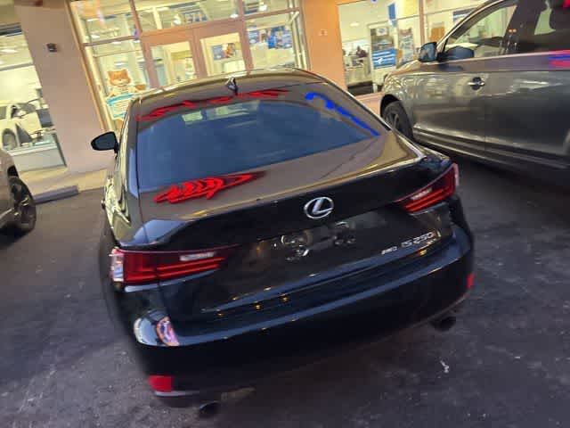 Thumbnail: 2014 Lexus IS - 10