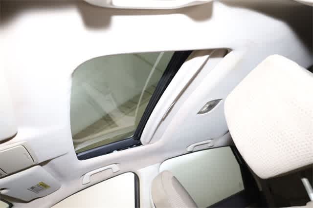 Thumbnail: 2012 Honda CR-V - 27