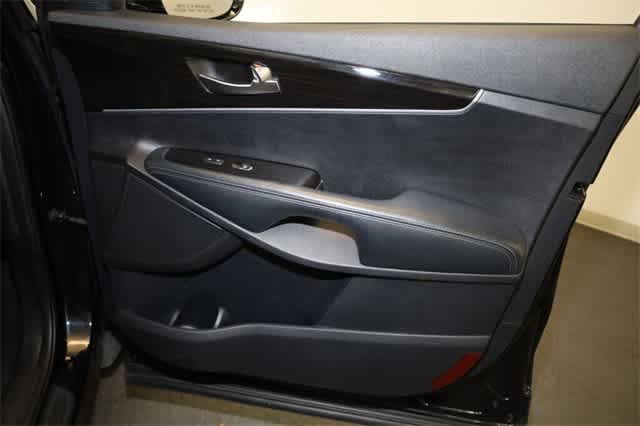 Thumbnail: 2019 Kia Sorento - 22