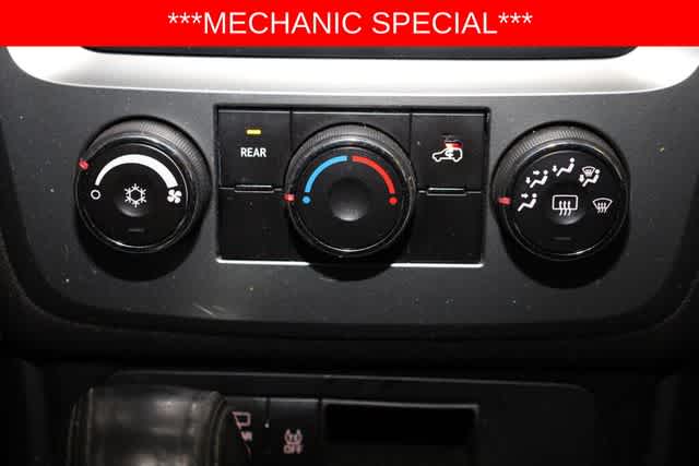 Thumbnail: 2016 GMC Acadia - 26