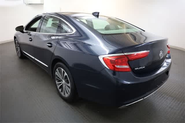 2017 Buick LaCrosse Essence photo 4