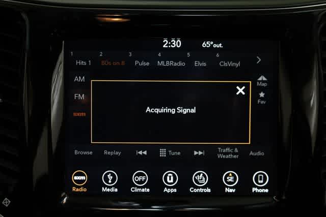 Thumbnail: 2019 Jeep Cherokee - 24