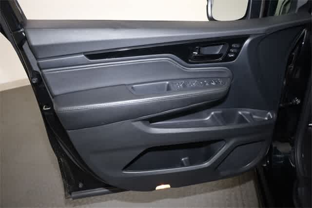 Thumbnail: 2023 Honda Odyssey - 13