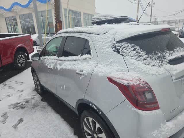 Thumbnail: 2018 Buick Encore - 8