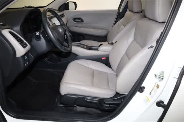 Thumbnail: 2016 Honda HR-V - 15
