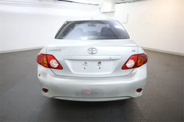 Thumbnail: 2010 Toyota Corolla - 6