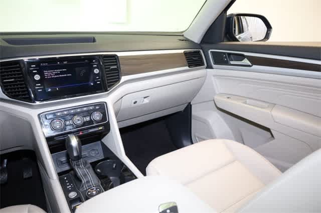 2022 Volkswagen Atlas SE 18