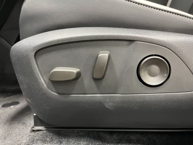 Thumbnail: 2026 Honda Prologue - 11