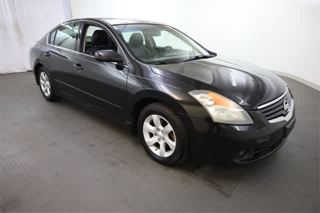 Thumbnail: 2009 Nissan Altima - 10