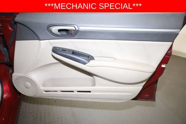 Thumbnail: 2011 Honda Civic - 30
