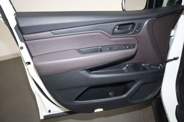 Thumbnail: 2018 Honda Odyssey - 13