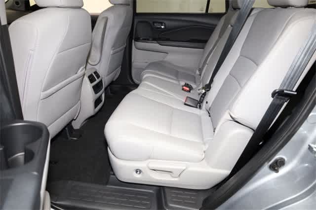 Thumbnail: 2022 Honda Pilot - 21