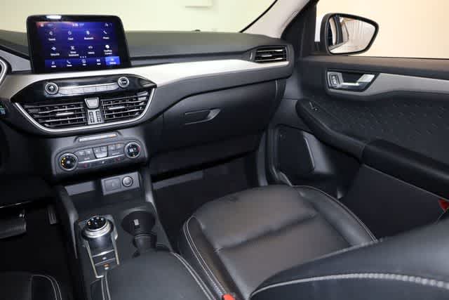 Thumbnail: 2020 Ford Escape - 23