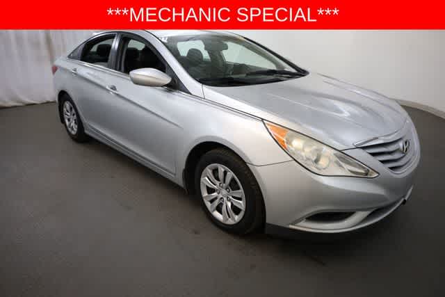 Thumbnail: 2013 Hyundai Sonata - 10
