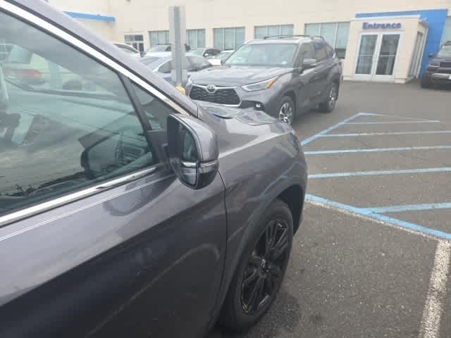Thumbnail: 2022 Honda Pilot - 15