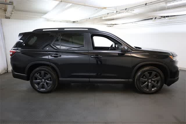 Thumbnail: 2023 Honda Pilot - 9