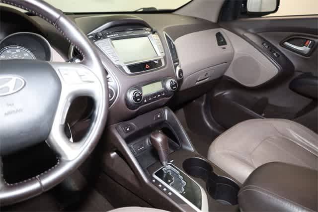 Thumbnail: 2011 Hyundai Tucson - 23