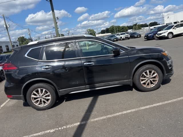 Thumbnail: 2017 Nissan Rogue - 17