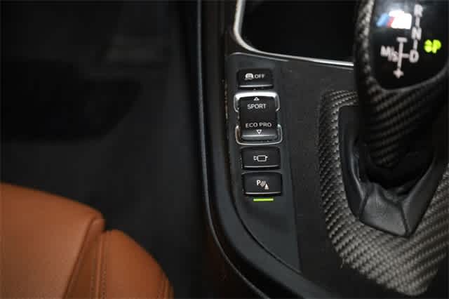 Thumbnail: 2016 BMW 3 Series - 34